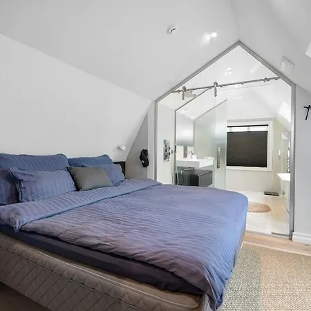 Beautiful Townhouse Super Central In - 4 Bedrooms 8 Guests 베르겐