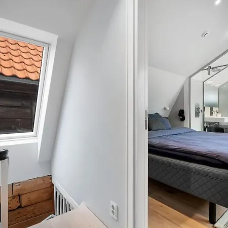 Beautiful Townhouse Super Central In - 4 Bedrooms 8 Guests Villa *