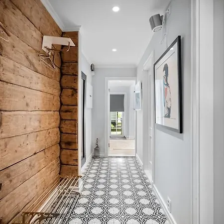 Beautiful Townhouse Super Central In - 4 Bedrooms 8 Guests