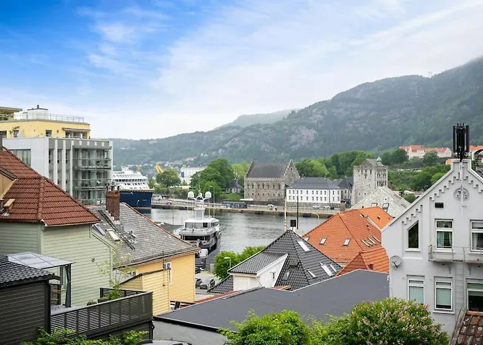 Beautiful Townhouse Super Central In - 4 Bedrooms 8 Guests