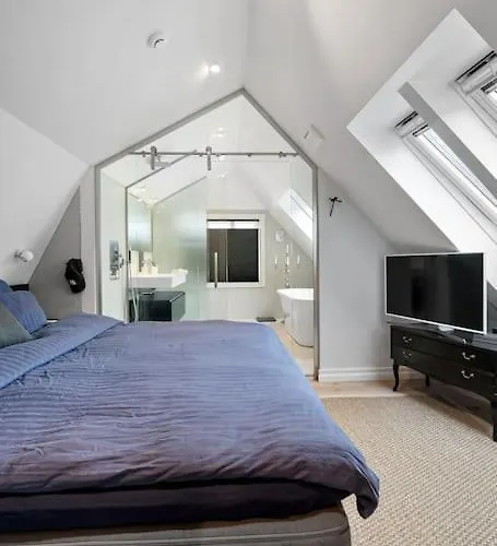 Beautiful Townhouse Super Central In - 4 Bedrooms 8 Guests Βίλα *